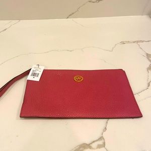 MICHAEL KORS Pink Clutch